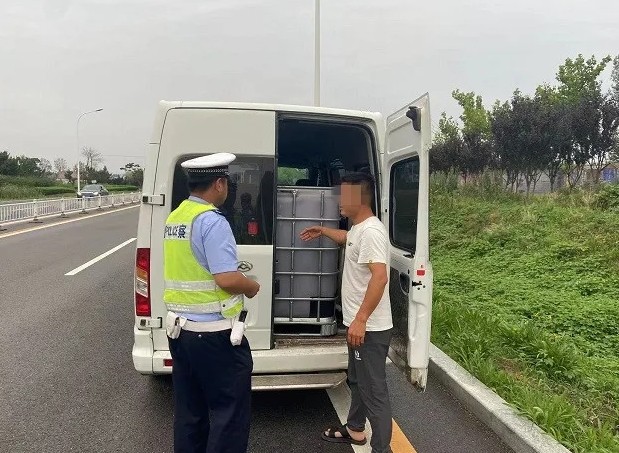 7月份全市范圍內(nèi)面包車集中整治！